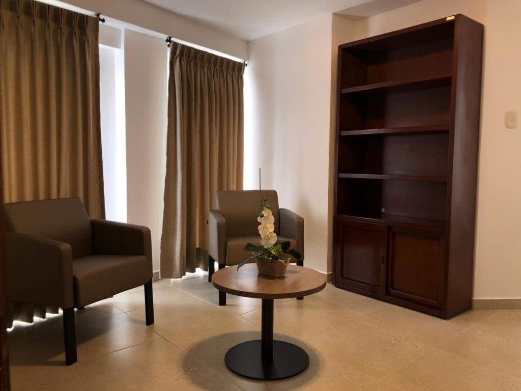 Colon Plaza Hotel 图马科 外观 照片