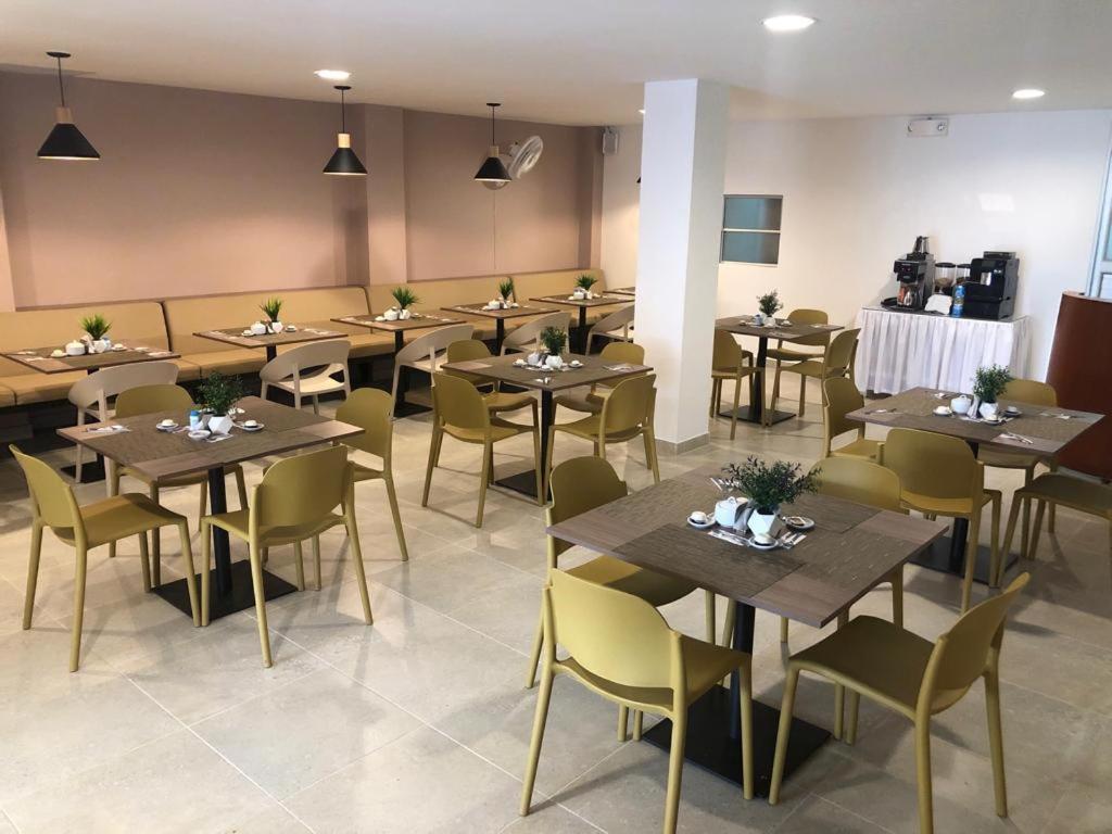 Colon Plaza Hotel 图马科 外观 照片