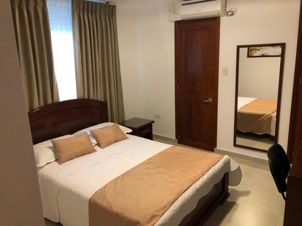 Colon Plaza Hotel 图马科 外观 照片